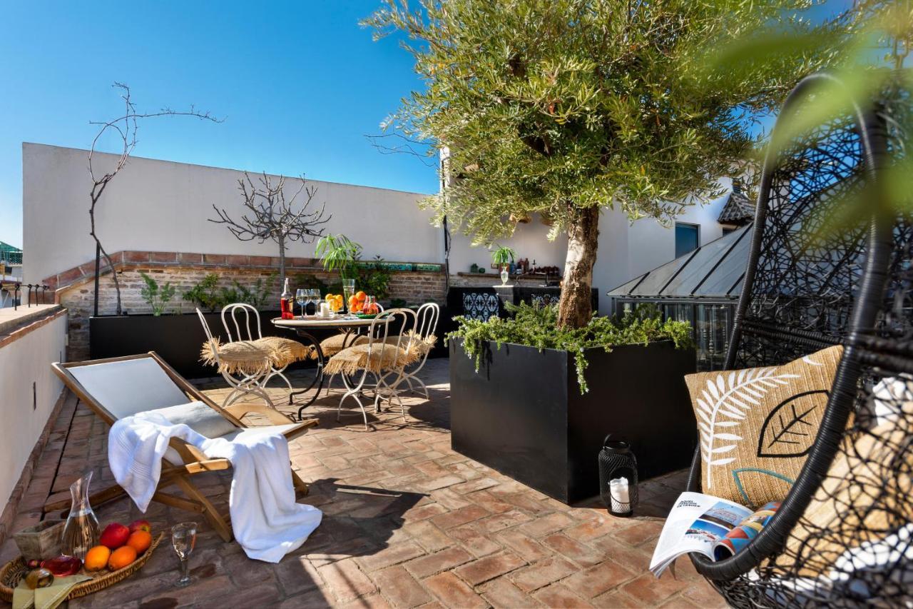 Pajaro Rebelde Bed & Breakfast Sevilla Eksteriør bilde