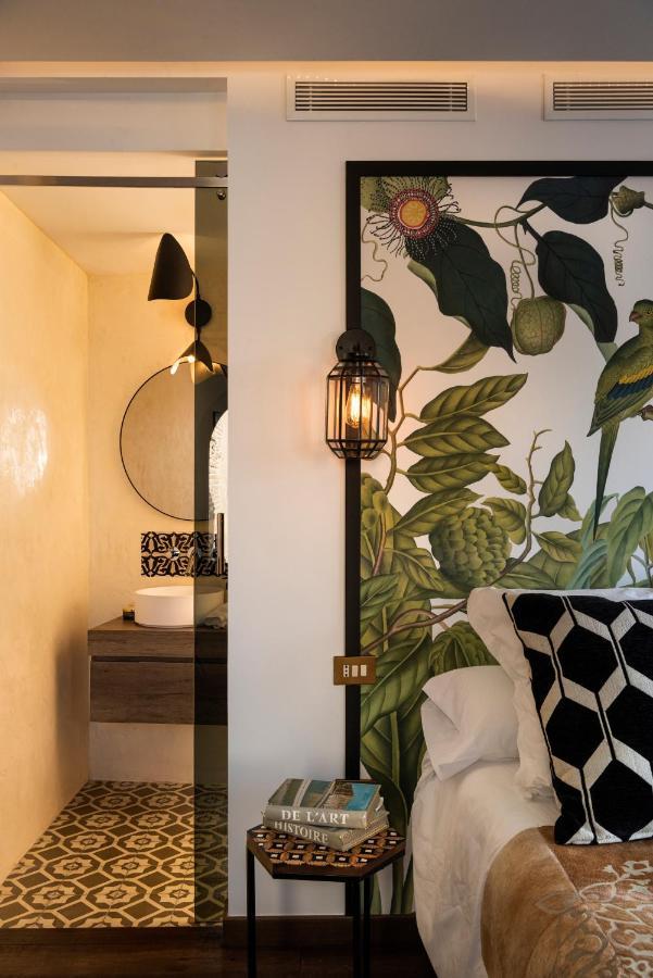 Pajaro Rebelde Bed & Breakfast Sevilla Eksteriør bilde