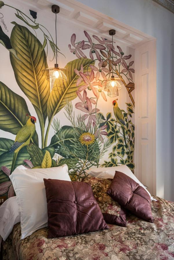Pajaro Rebelde Bed & Breakfast Sevilla Eksteriør bilde